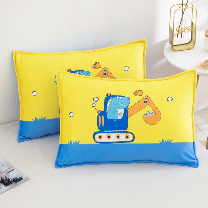 91家纺网 家纺一手货源 找家纺 大黄蜂家居家纺 2025新款水晶绒卡通图案枕套-平面款水晶绒枕套 恐龙挖机