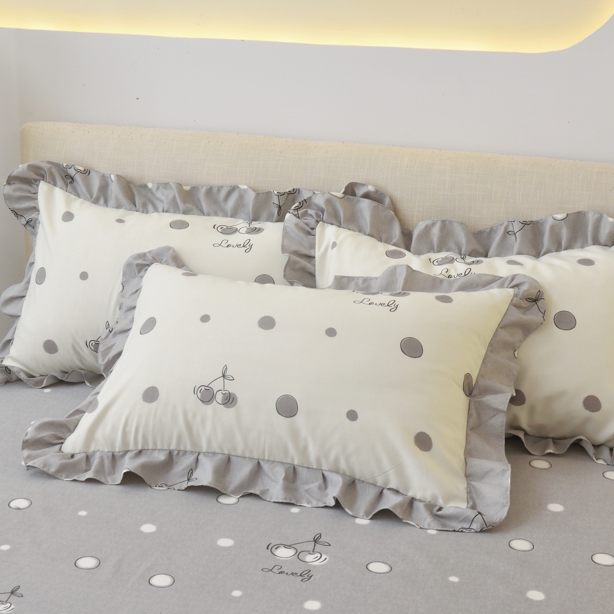 91家纺网 家纺一手货源 找家纺 宅家居 2024新韩版亲肤磨毛花边小号三件套 四件套床单大荷叶边 甜甜米