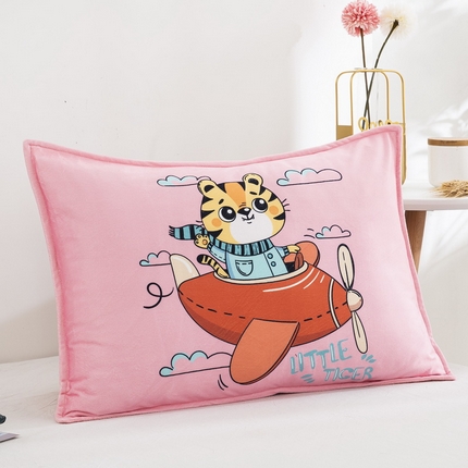 91家纺网 家纺一手货源 找家纺 （总）大黄蜂家居家纺 2025新款水晶绒卡通图案枕套-平面款水晶绒枕套