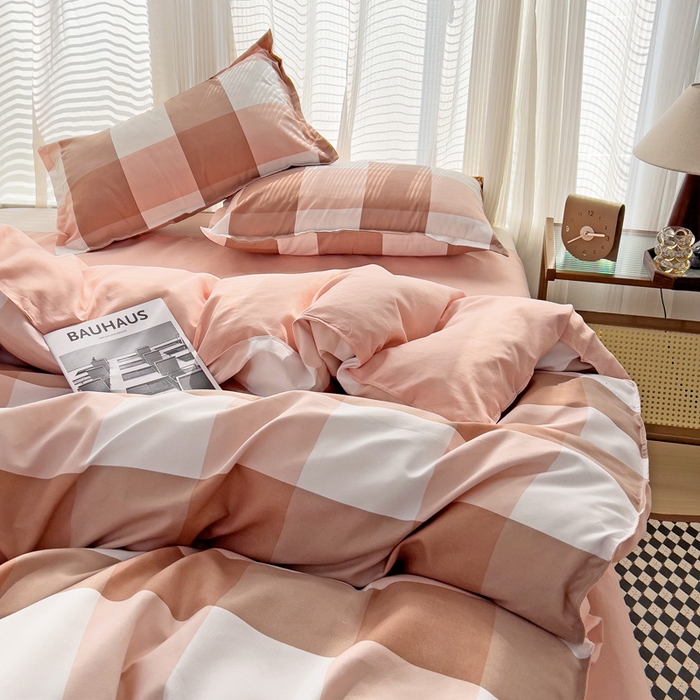 91家纺网 家纺一手货源 找家纺 赫然 130g生态长绒棉贡棉植物羊绒加厚斜纹磨毛四件套 粉大格