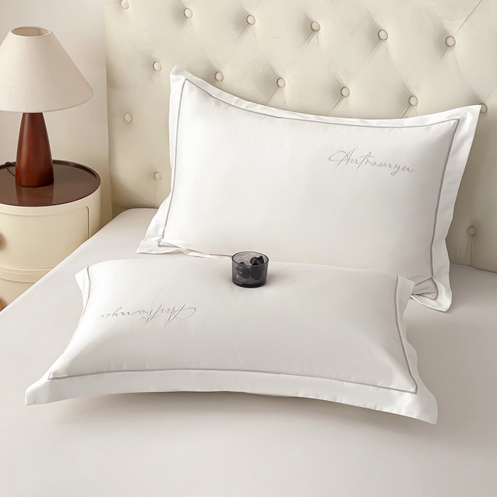 91家纺网 家纺一手货源 找家纺 品乐家纺 2024新款100支长绒棉香奈系列枕套 香奈白