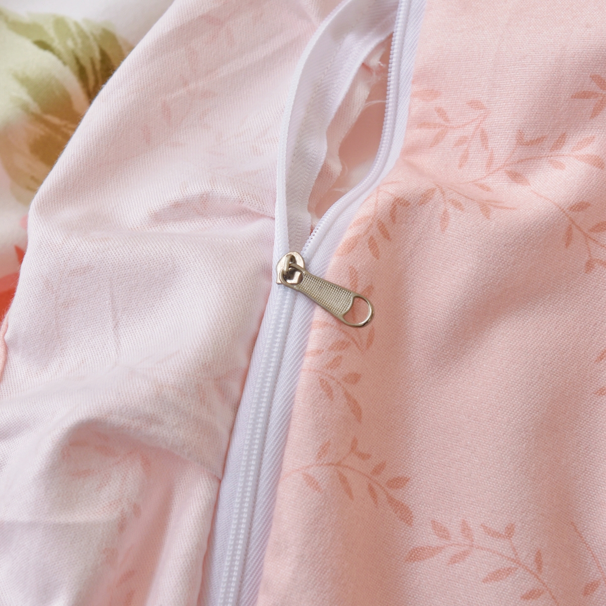 91家纺网 家纺一手货源 找家纺 宅家居 2024新韩版亲肤磨毛花边小号三件套 四件套床单大荷叶边 思郁法情