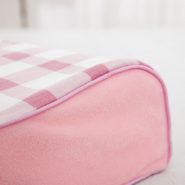 91家纺网 家纺一手货源 找家纺 大黄蜂家居家纺 2025新款水晶绒卡通图案枕套乳胶款水晶绒枕套 可爱少女