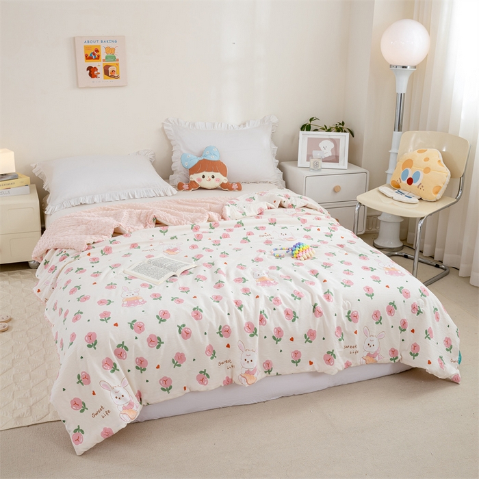 91家纺网 家纺一手货源 找家纺 芯元素 2024新款A类水洗棉凉豆豆夏被 郁金香兔