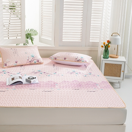 91家纺网 家纺一手货源 找家纺 美丽折家纺 2025新款凉感丝乳胶凉席款 湄南荷花