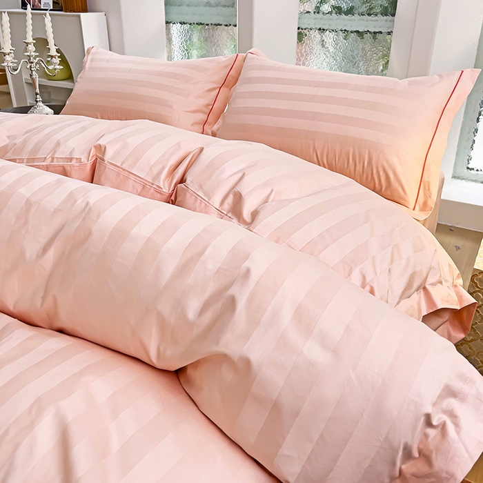 91家纺网 家纺一手货源 找家纺 品乐家纺 2024新款60支长绒棉条纹宽边四件套 宽边条纹玉