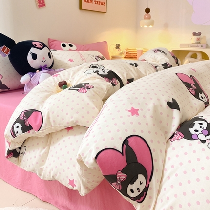 91家纺网 家纺一手货源 找家纺 葡萄家 2024新款双层纱云柔水洗棉萌趣卡通系列四件套（提供买家秀联系客服） 库洛小米