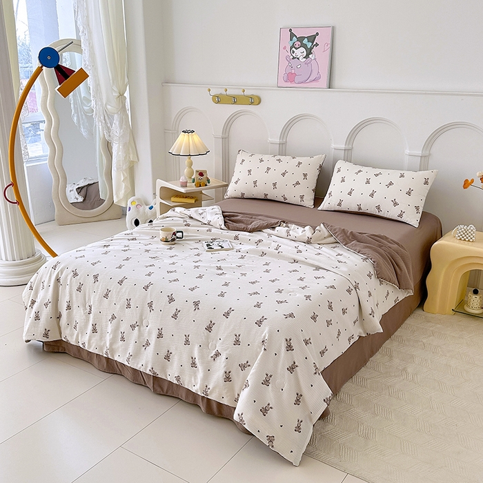 91家纺网 家纺一手货源 找家纺 斯卡诺家纺 2024新款泡泡棉夏被四件套 贝拉兔