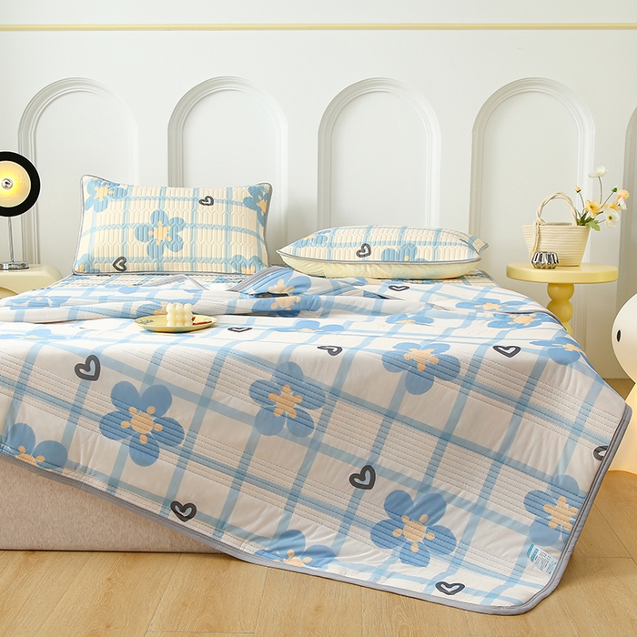 91家纺网 家纺一手货源 找家纺 伊人坊 2024新款A类凉感丝0.4乳胶床笠凉席夏被套件 花花格调