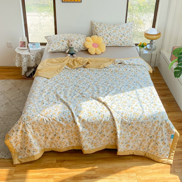 91家纺网 家纺一手货源 找家纺 瑜珠 2025新款双面全棉印花夏被夏凉被空调被子 春风拂面-黄