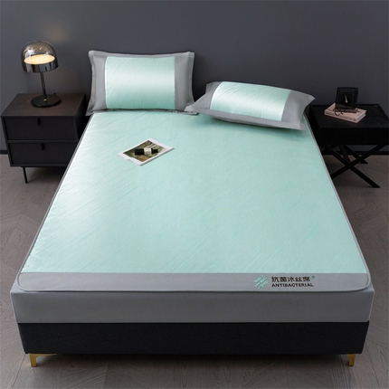 91家纺网 家纺一手货源 找家纺 春晓2024新款A类纯色提花抗菌冰丝席 刺绣-清新绿-床笠款