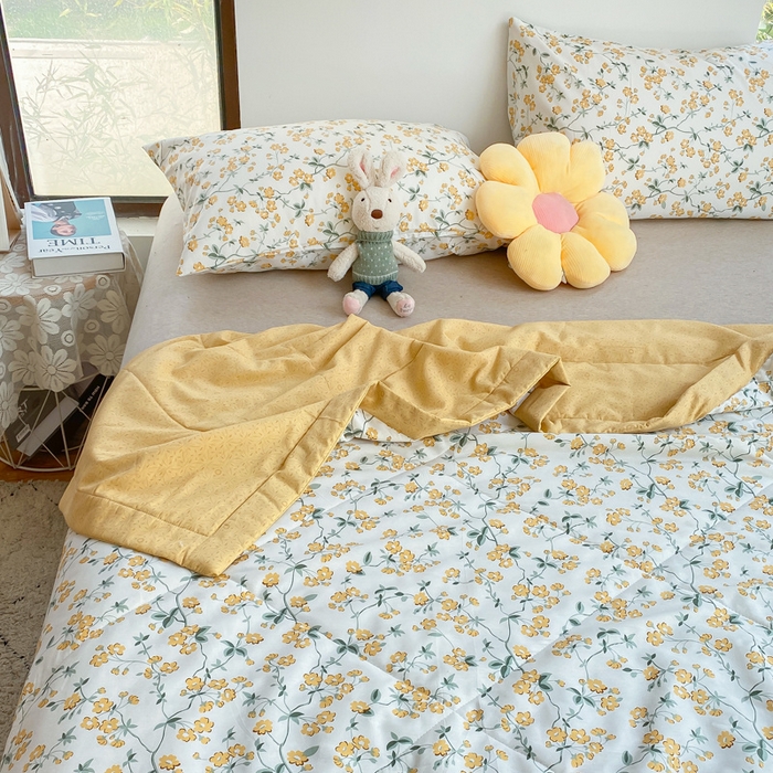 91家纺网 家纺一手货源 找家纺 瑜珠 2025新款双面全棉印花夏被夏凉被空调被子 春风拂面-黄