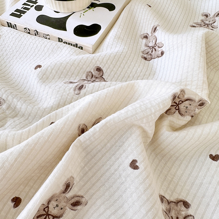 91家纺网 家纺一手货源 找家纺 斯卡诺家纺 2024新款泡泡棉夏被四件套 贝拉兔