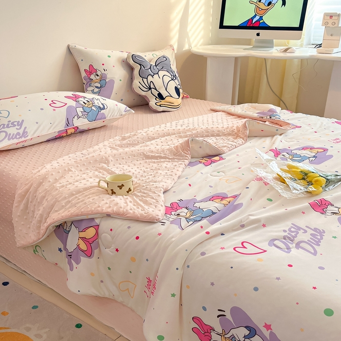 91家纺网 家纺一手货源 找家纺 大彩家居 2024新款凉感丝豆豆夏被 黛西公主