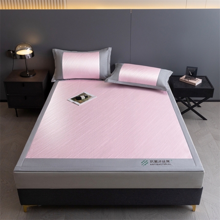 91家纺网 家纺一手货源 找家纺 春晓2024新款A类纯色提花抗菌冰丝席 刺绣-裸粉-条席款