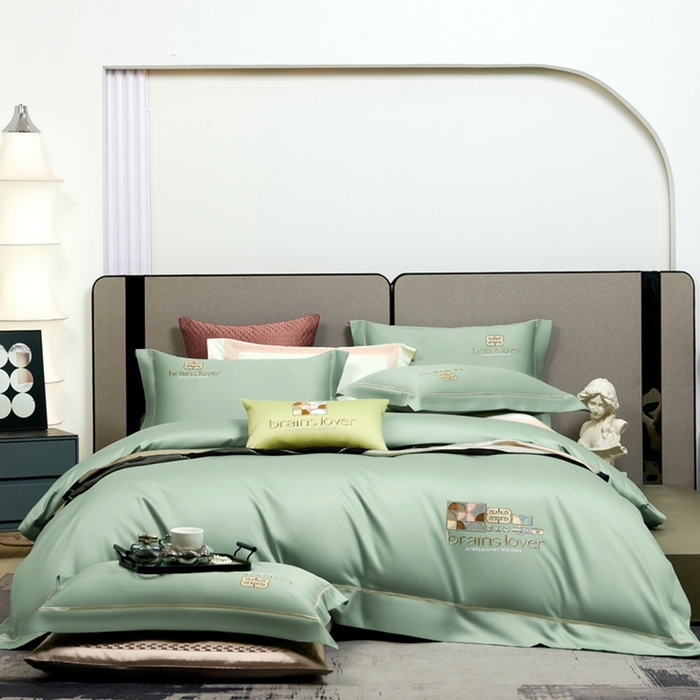 91家纺网 家纺一手货源 找家纺 U品汇（全棉磨毛源头厂家） 2024春夏新品60s支贡缎长绒棉刺绣花四件套纯棉全棉100%纯色简约轻奢 汤姆布朗-淡绿