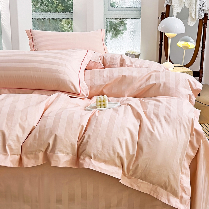 91家纺网 家纺一手货源 找家纺 品乐家纺 2024新款60支长绒棉条纹宽边四件套 宽边条纹玉