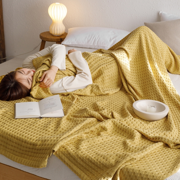 91家纺网 家纺一手货源 找家纺 朴尔家纺-毛巾被 2024新款柔软风纯色华夫格全棉纱布毛巾被系列 华夫格-黄