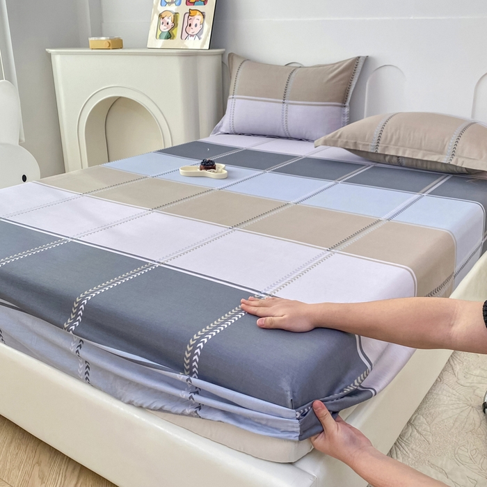 91家纺网 家纺一手货源 找家纺 帛织澜家纺 2025新款喷气12868系列纯棉印花单床笠 奇幻曲