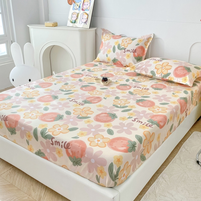 91家纺网 家纺一手货源 找家纺 帛织澜家纺 2026新款喷气12868系列纯棉印花单床笠 草莓物语