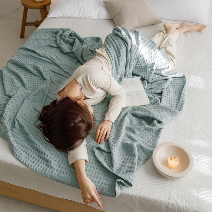 91家纺网 家纺一手货源 找家纺 朴尔家纺-毛巾被 2024新款柔软风纯色华夫格全棉纱布毛巾被系列 华夫格-蓝