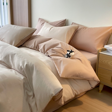 蓝邻家纺 2024新款全棉60s贡缎提花轻奢四件套系列 迷雾-小麦色