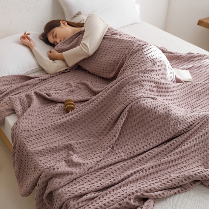 91家纺网 家纺一手货源 找家纺 朴尔家纺-毛巾被 2024新款柔软风纯色华夫格全棉纱布毛巾被系列 华夫格-粉
