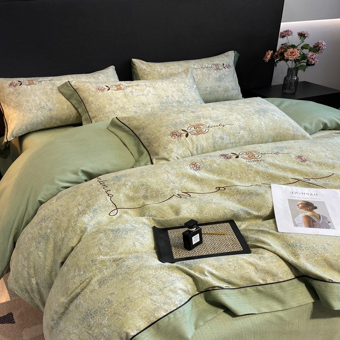 91家纺网 家纺一手货源 找家纺 宅家居2024新款轻奢复古风阳绒磨毛雅棉刺绣系列四件套  绿