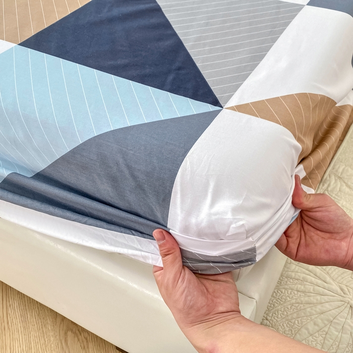 91家纺网 家纺一手货源 找家纺 帛织澜家纺 2025新款喷气12868系列纯棉印花单床笠 七巧板