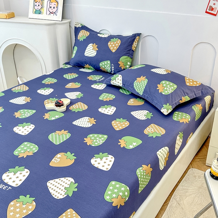 91家纺网 家纺一手货源 找家纺 帛织澜家纺 2026新款喷气12868系列纯棉印花单床笠 草莓园