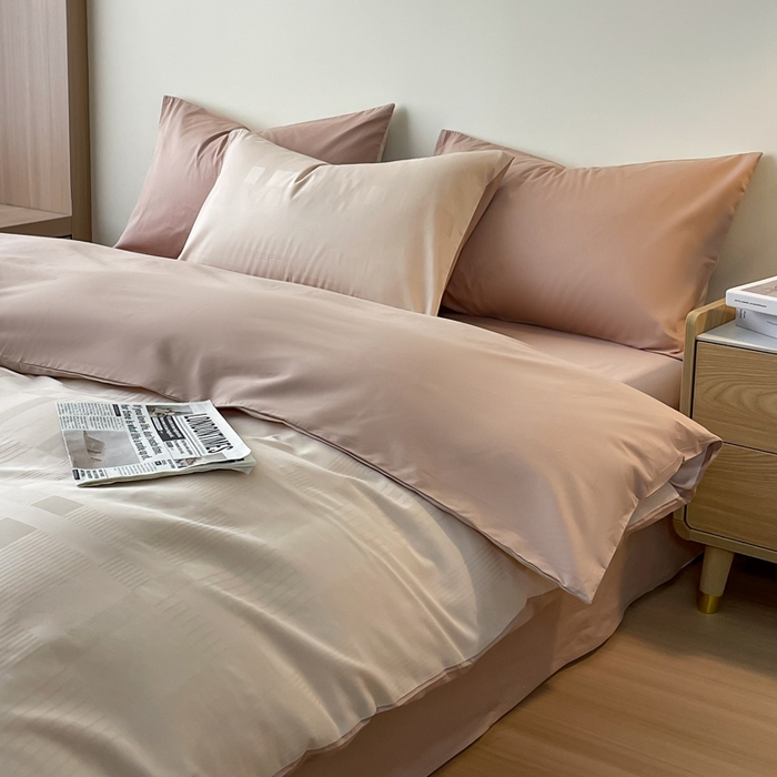 91家纺网 家纺一手货源 找家纺 蓝邻家纺 2024新款全棉60s贡缎提花轻奢四件套系列 迷雾-小麦色