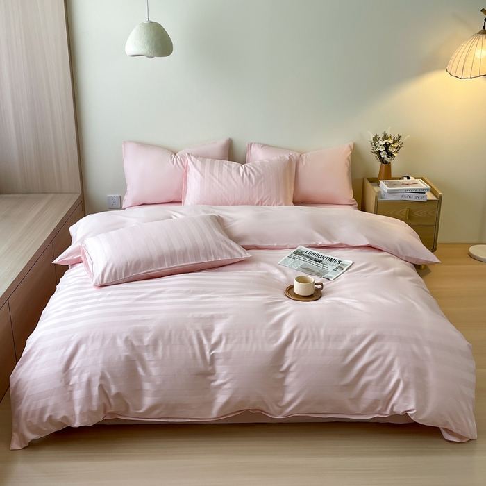 91家纺网 家纺一手货源 找家纺 蓝邻家纺 2024新款全棉60s贡缎提花轻奢四件套系列 杰西-优雅粉