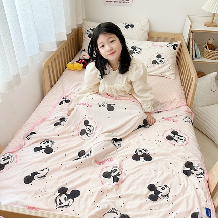 91家纺网 家纺一手货源 找家纺 （总）大彩 2024新款A类凉感丝迪士尼小凉皮豆豆盖毯