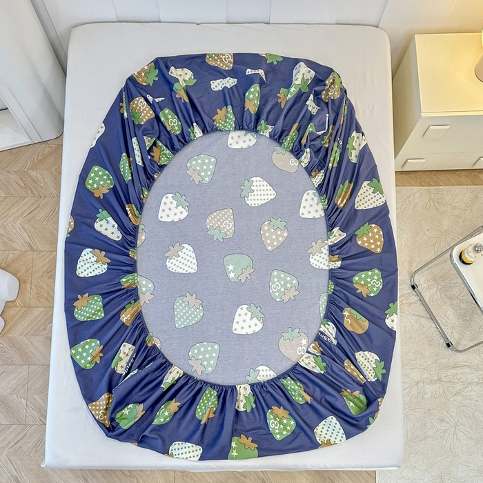 91家纺网 家纺一手货源 找家纺 帛织澜家纺 2026新款喷气12868系列纯棉印花单床笠 草莓园