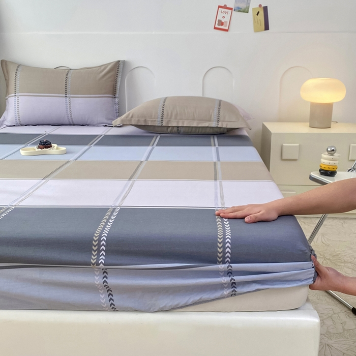 91家纺网 家纺一手货源 找家纺 帛织澜家纺 2025新款喷气12868系列纯棉印花单床笠 奇幻曲