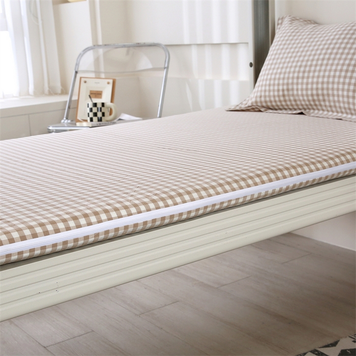 91家纺网 家纺一手货源 找家纺 凌云家纺 2025新款A类全棉水洗棉床垫套 格韵-咖