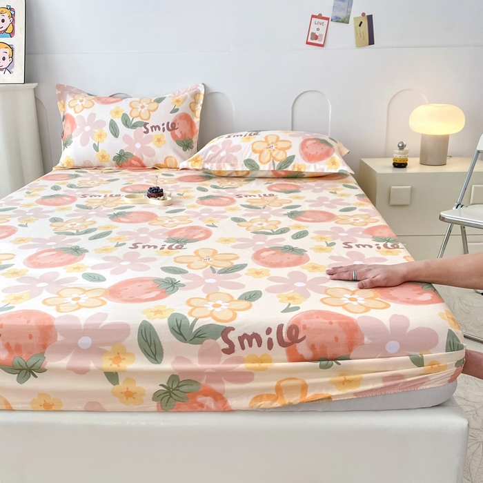 91家纺网 家纺一手货源 找家纺 帛织澜家纺 2026新款喷气12868系列纯棉印花单床笠 草莓物语