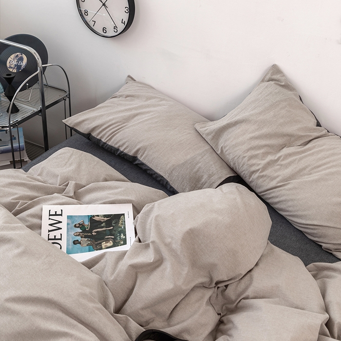 91家纺网 家纺一手货源 找家纺 羋多（原穆琪） 2024新款A类全棉色织水洗棉纯色四件套 浅米拼深灰（双拼）