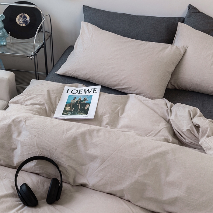 91家纺网 家纺一手货源 找家纺 羋多（原穆琪） 2024新款A类全棉色织水洗棉纯色四件套 浅米混搭深灰