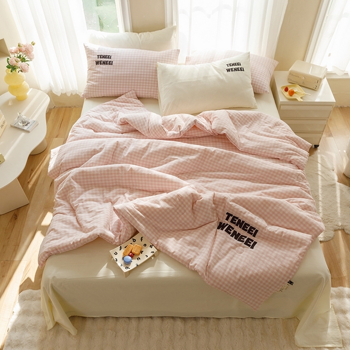 91家纺网 家纺一手货源 找家纺 荔禾家居 2024新款ins混搭博主风全棉色织水洗棉夏被四件组 桃花