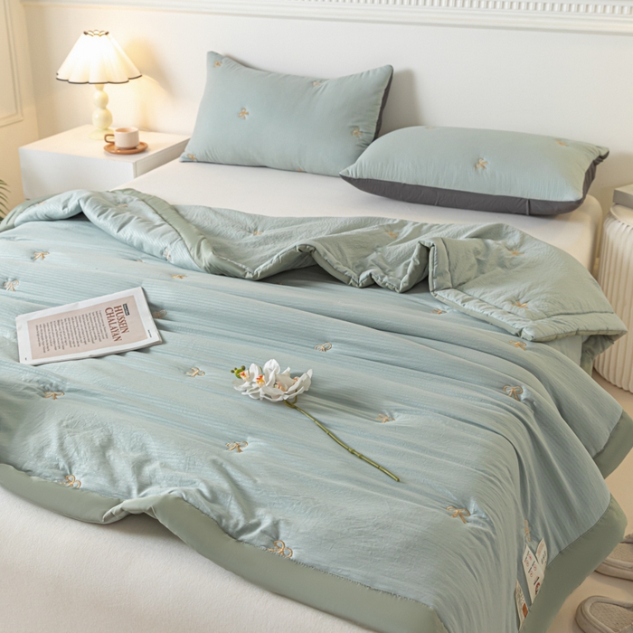 91家纺网 家纺一手货源 找家纺 梦初语 2024新款刺绣小竺棉大豆夏被 蝴蝶结-灰