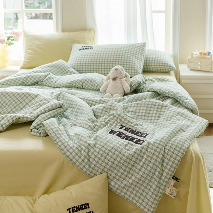 91家纺网 家纺一手货源 找家纺 荔禾家居 2024新款ins混搭博主风全棉色织水洗棉夏被四件组 星野