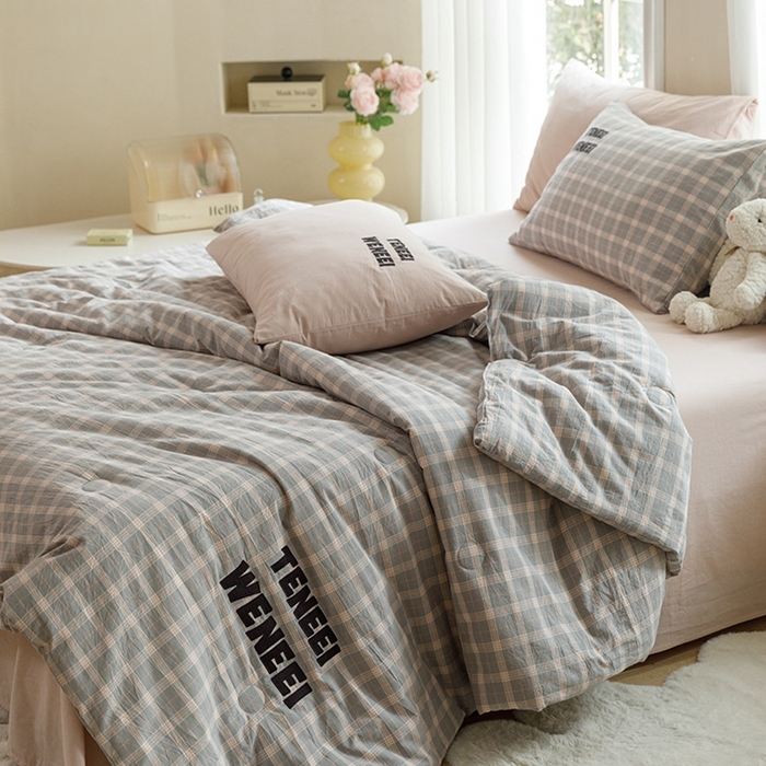 91家纺网 家纺一手货源 找家纺 荔禾家居 2024新款ins混搭博主风全棉色织水洗棉夏被四件组 雾岛