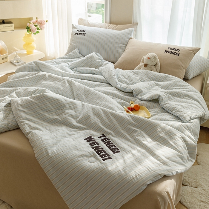 91家纺网 家纺一手货源 找家纺 荔禾家居 2024新款ins混搭博主风全棉色织水洗棉夏被四件组 青山