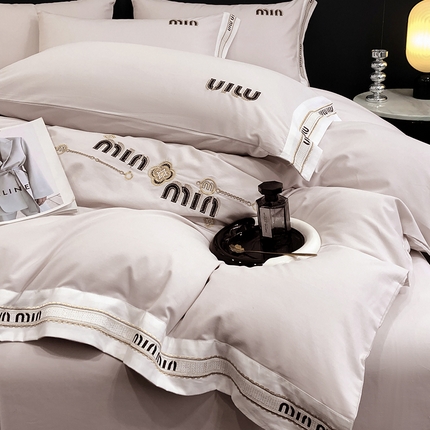 91家纺网 家纺一手货源 找家纺 （总）奥汀洛家纺 2025新款亲肤棉磨毛刺四件套-米娅
