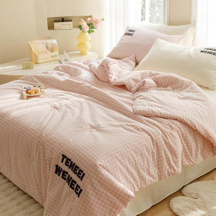 91家纺网 家纺一手货源 找家纺 （总）荔禾家居 2024新款ins混搭博主风全棉色织水洗棉夏被四件组