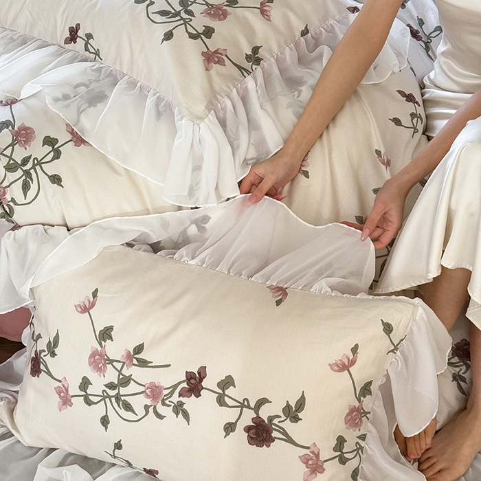 91家纺网 家纺一手货源 找家纺 窝米 2024新款纯棉法式复古雪纺大花边四件套 镜生花边款