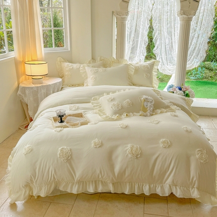 91家纺网 家纺一手货源 找家纺 （总）米可 2025新款云朵棉立体盘花刺绣四件套