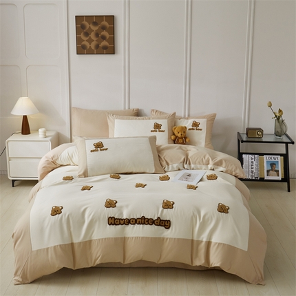 91家纺网 家纺一手货源 找家纺 （总）盛秋家纺 2025新款云朵棉毛巾绣四件套-哈尼