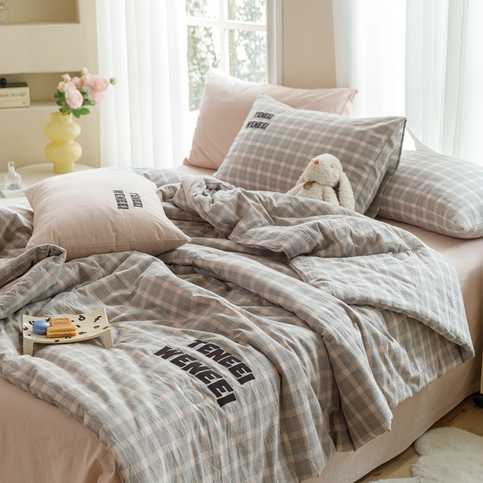 91家纺网 家纺一手货源 找家纺 荔禾家居 2024新款ins混搭博主风全棉色织水洗棉夏被四件组 雾岛